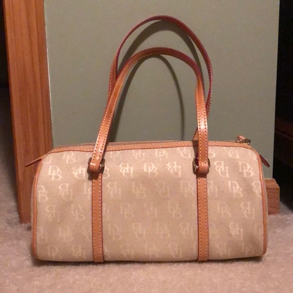 Dooney & Bourke Handbags - Dooney & Bourke Barrel Purse